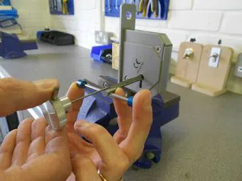 Logan Locksmith Shop St Louis, MO 314-800-0758 - key-broke-in-lock